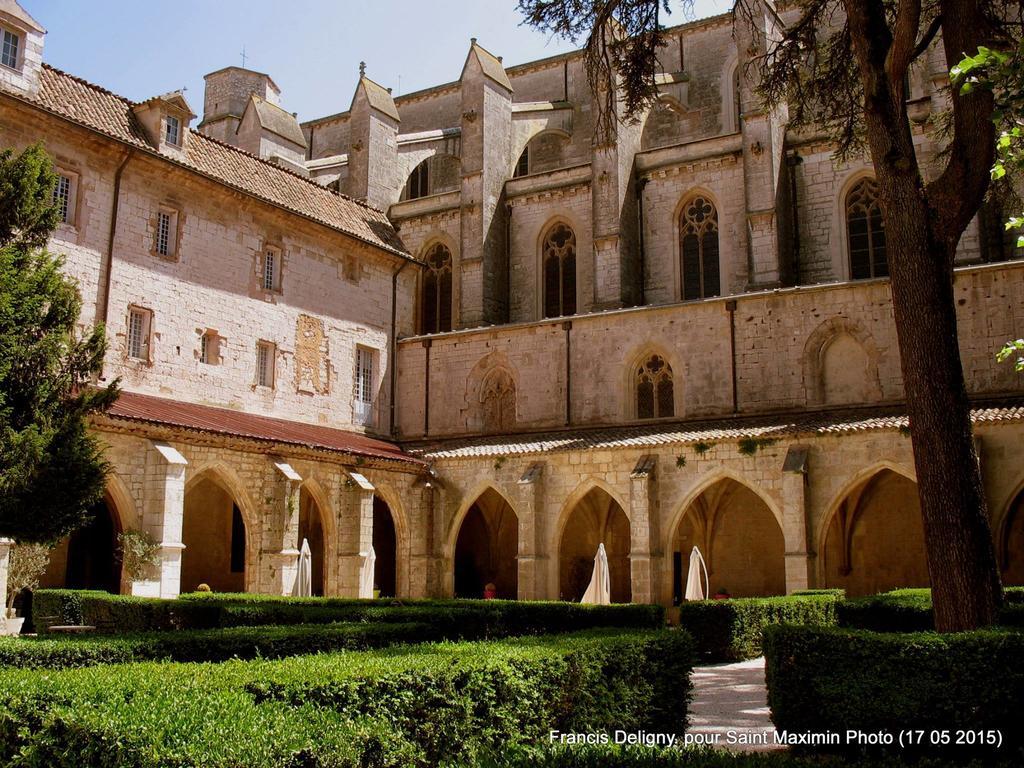 Hotel Le Couvent Royal Saint-Maximin-la-Sainte-Baume Exterior photo