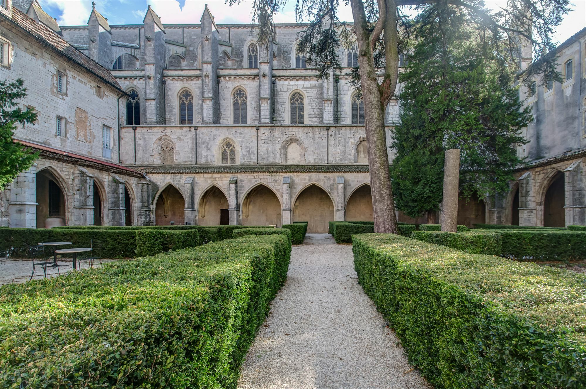 Hotel Le Couvent Royal Saint-Maximin-la-Sainte-Baume Exterior photo